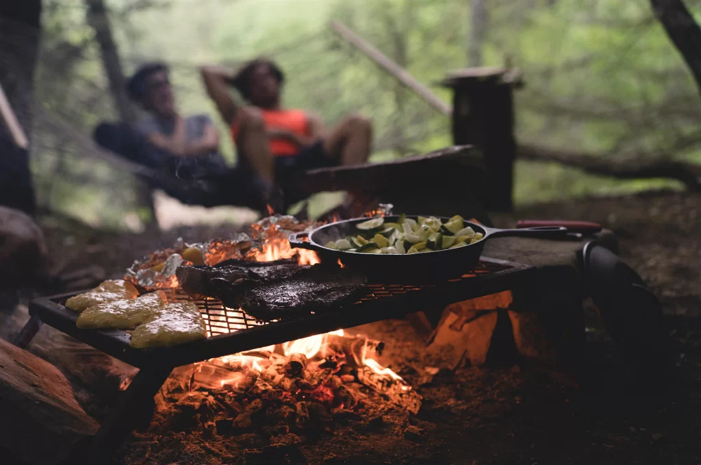 HOW TO COOK STEAK LIKE AN EXPERT ON THE CAMPFIRE