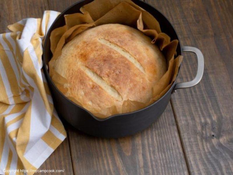 Main Campfire Bread: Dutch Oven Campfire Bread Recipe